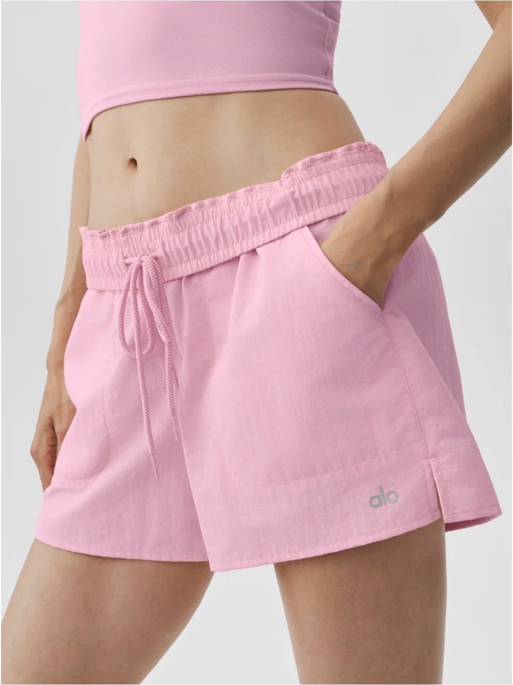 LIMITED COLOR ALO Yoga ALUMNI short pink marshmallow